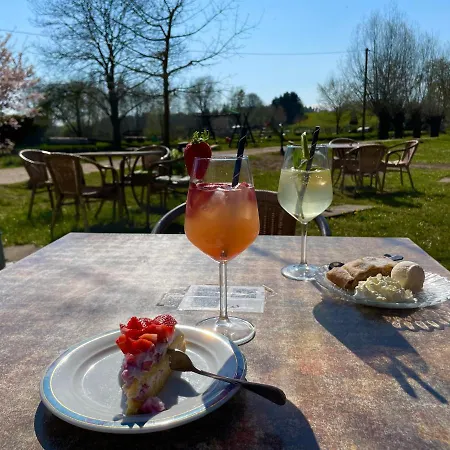 Hotel Gutshaus Kajahn 3*