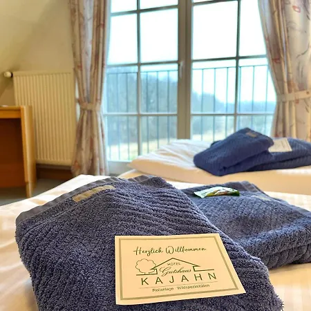 Gutshaus Kajahn Gustow (Vorpommern-Rugen)